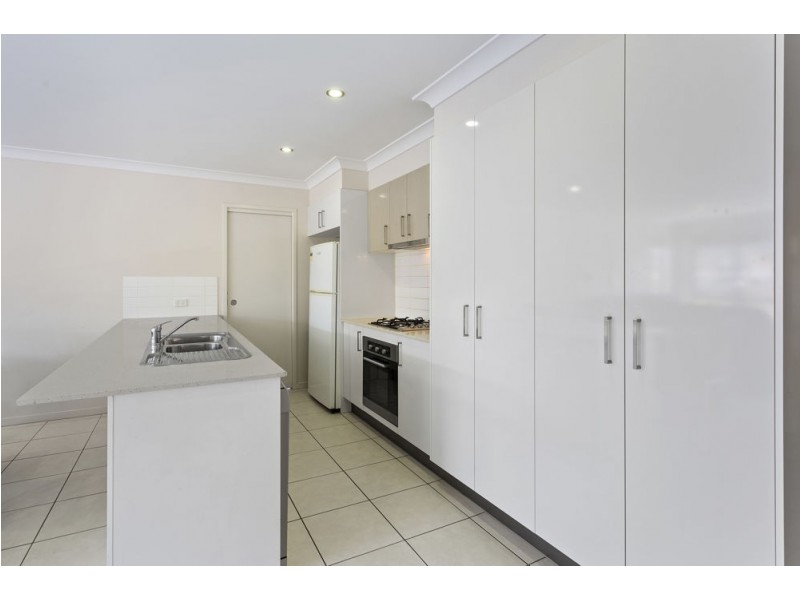 23 Parkview Drive, Glenvale QLD 4350