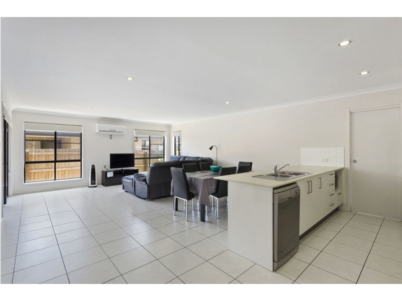 23 Parkview Drive, Glenvale QLD 4350