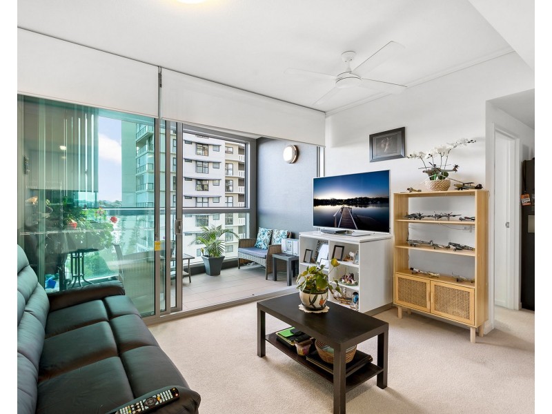10507/8 Harbour Road, Hamilton QLD 4007
