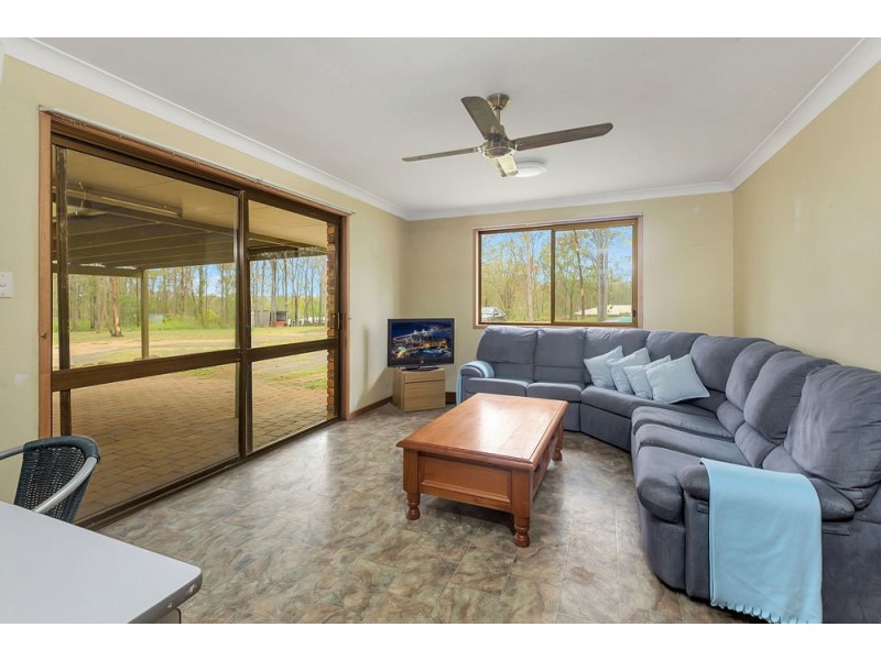 177 Jones Road, Withcott QLD 4352
