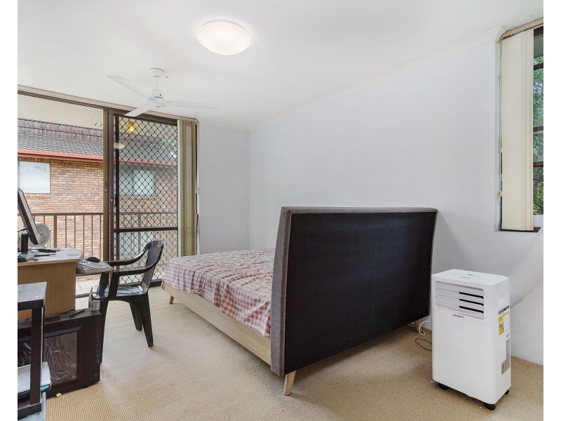 4/141 Central Avenue, Indooroopilly QLD 4068