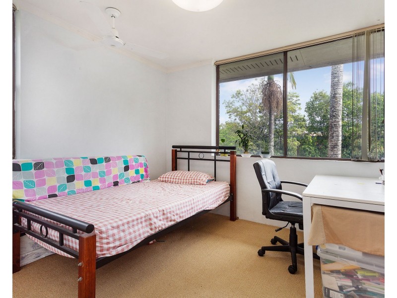 4/141 Central Avenue, Indooroopilly QLD 4068