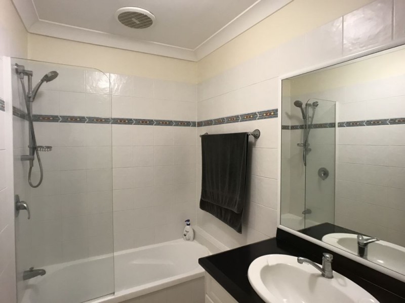 7/12 Kent St, Coorparoo QLD 4151