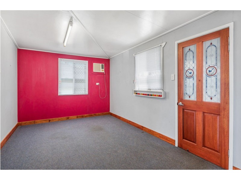 4 Smith Street, Gatton QLD 4343