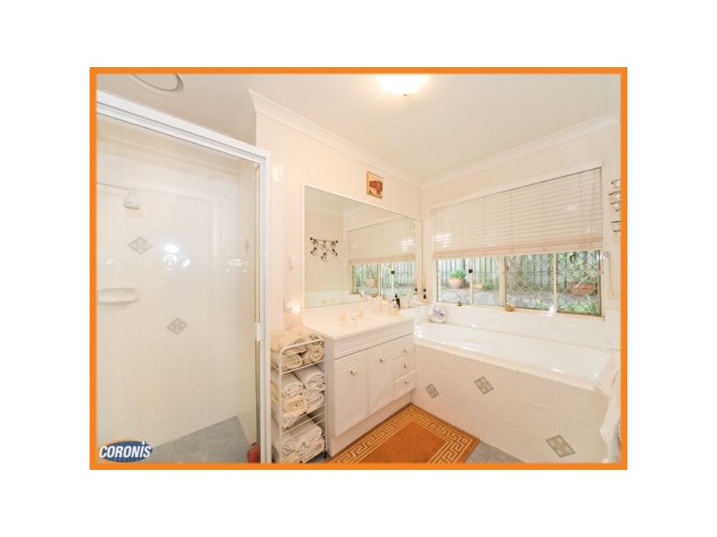 128 Albany Forest Drive, Albany Creek QLD 4035