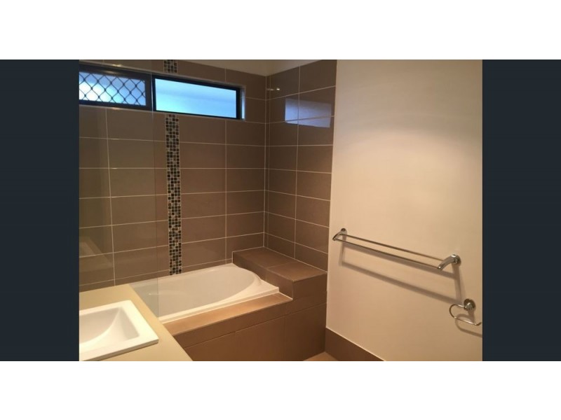 2/69 Pademelon Circuit, North Lakes QLD 4509