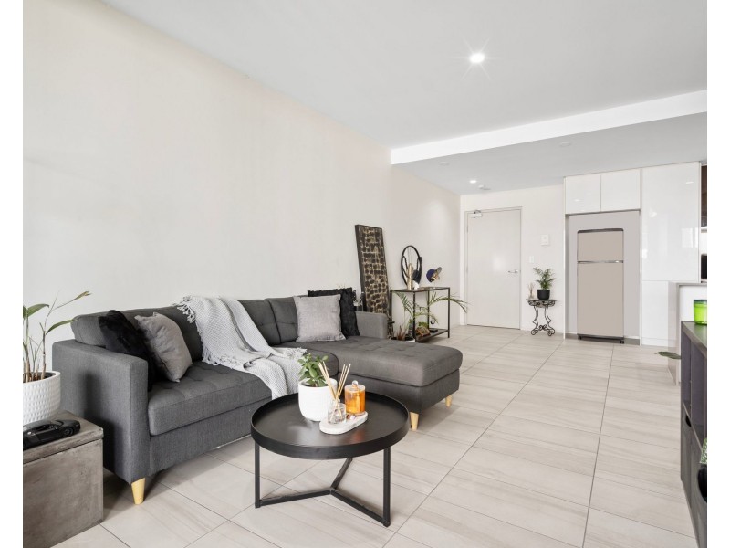 604/8 Hunt Street, Hamilton QLD 4007