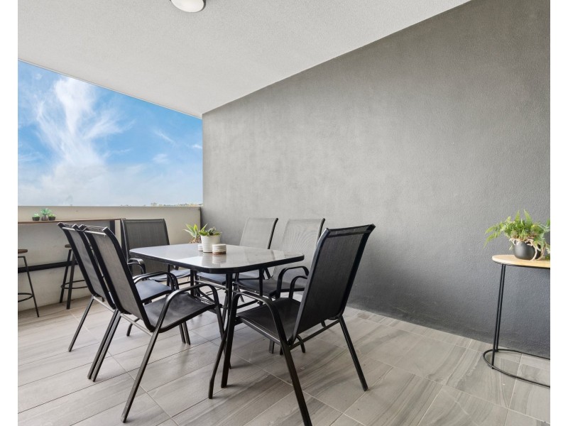 604/8 Hunt Street, Hamilton QLD 4007