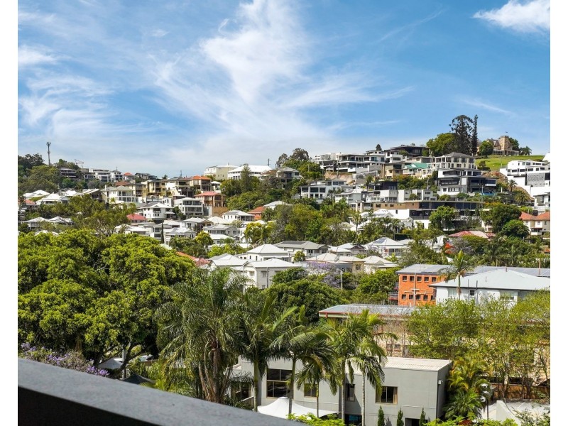 604/8 Hunt Street, Hamilton QLD 4007