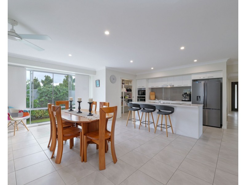 61 Maclamond Drive, Pelican Waters QLD 4551