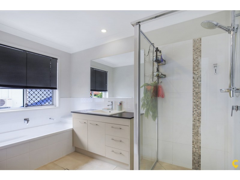 22 Aldritt Place, Bridgeman Downs QLD 4035