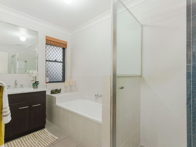 13 Macaranga Crescent, Carseldine QLD 4034