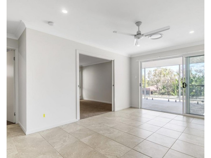 15 Ernest Street, Manly QLD 4179