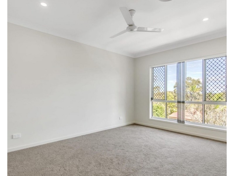 15 Ernest Street, Manly QLD 4179