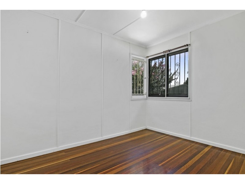 16 Merrett Avenue, Zillmere QLD 4034