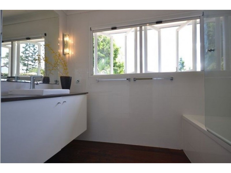 12 Roxby Street, Gordon Park QLD 4031