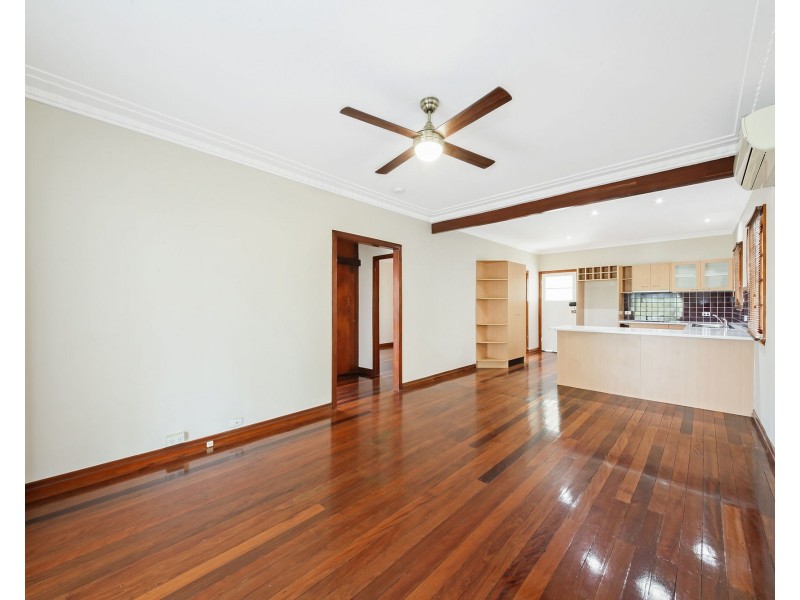 17 Wayland Street, Stafford QLD 4053