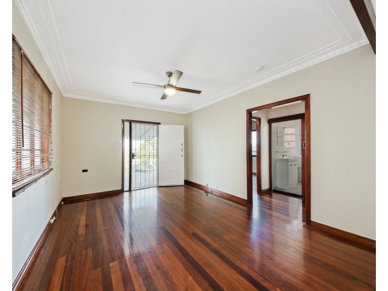 17 Wayland Street, Stafford QLD 4053