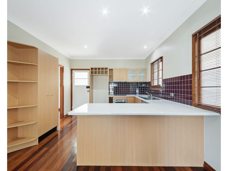 17 Wayland Street, Stafford QLD 4053