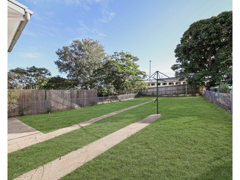 17 Wayland Street, Stafford QLD 4053