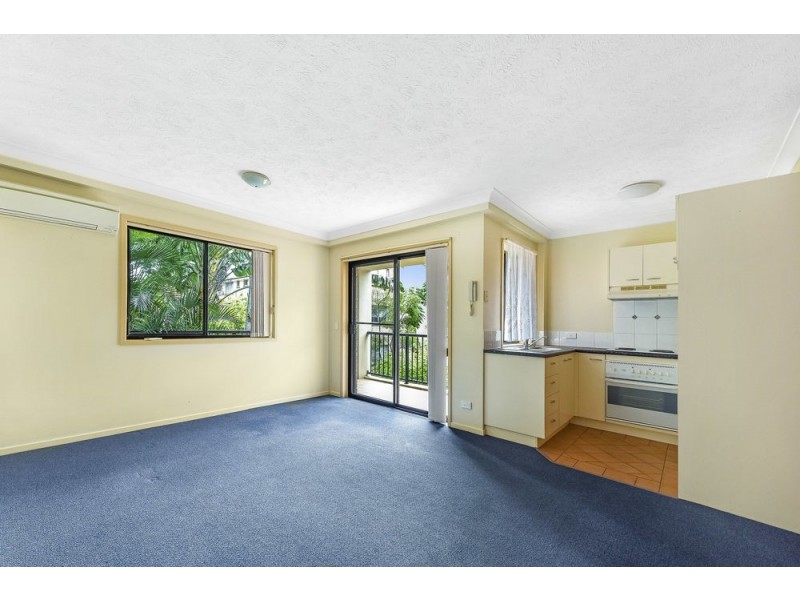 11/56 Bauer Street, Southport QLD 4215