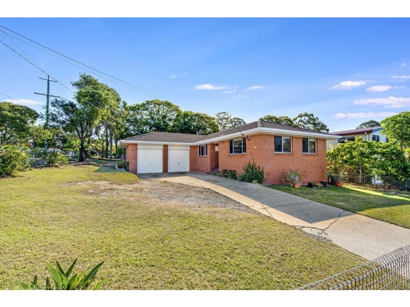 74 Woomera Crescent, Southport QLD 4215