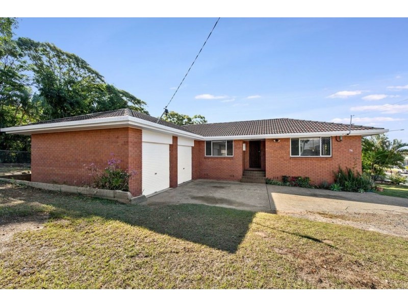 74 Woomera Crescent, Southport QLD 4215