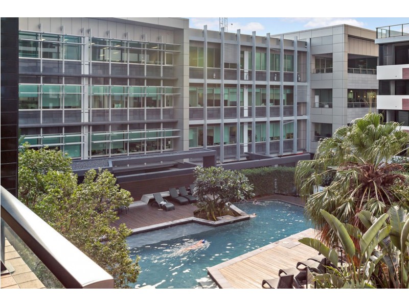 1021/9 Edmonstone Street, South Brisbane QLD 4101