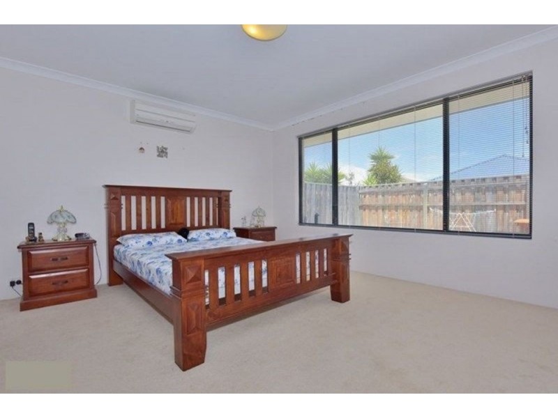 22 Evesham Drive, Ellenbrook WA 6069