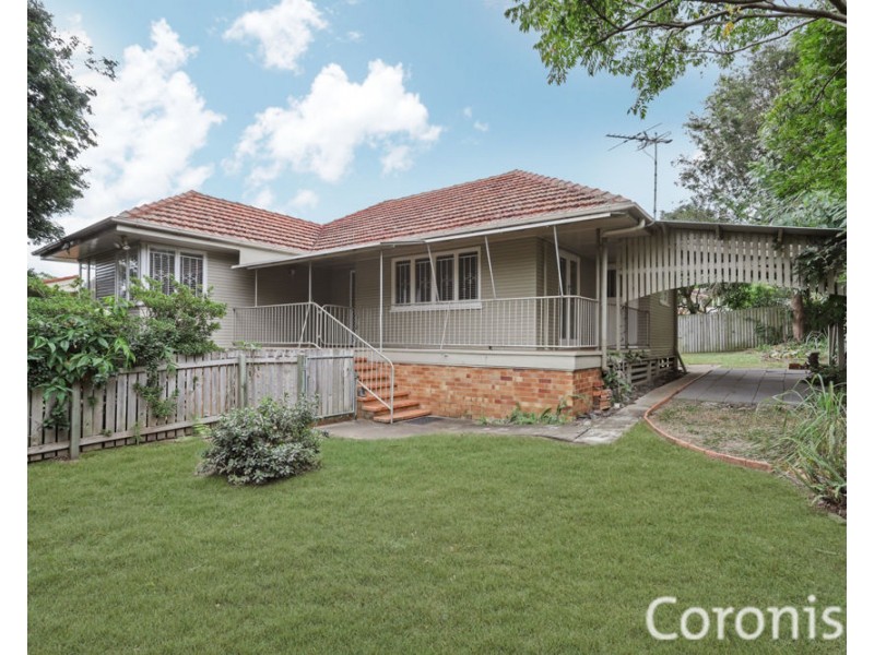 33 Jarvis Street, Stafford Heights QLD 4053