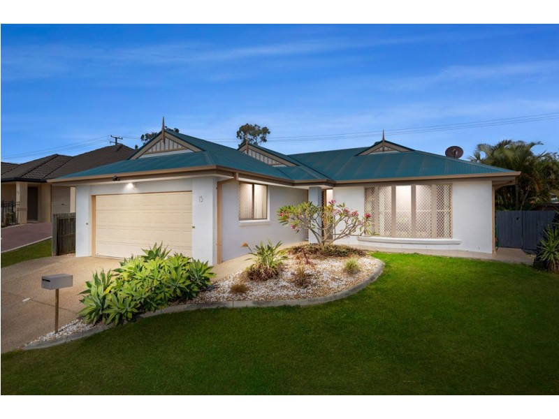 15 Manor Crescent, Wakerley QLD 4154