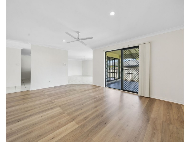 20 Wayland Circuit, Morayfield QLD 4506