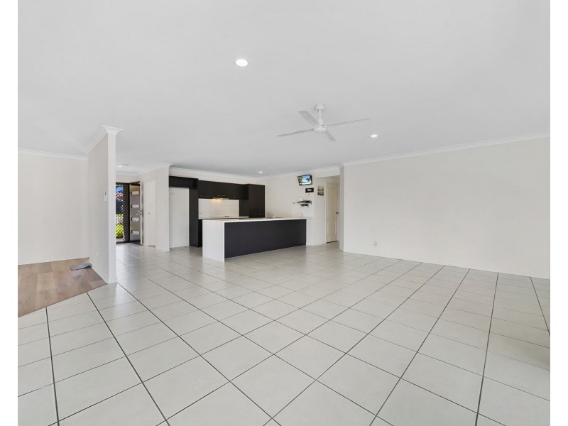 20 Wayland Circuit, Morayfield QLD 4506
