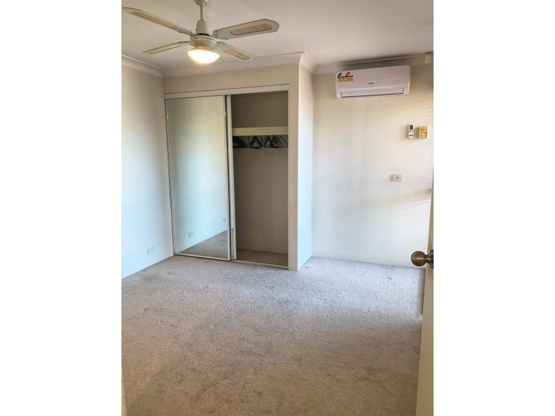 33 52 Aussat Drive, Kiara WA 6054