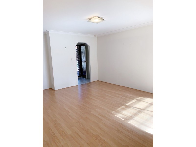 33 52 Aussat Drive, Kiara WA 6054