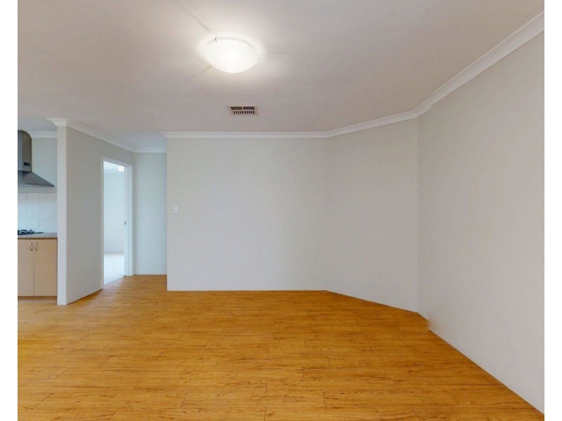 1 Gale Lane, Carramar WA 6031
