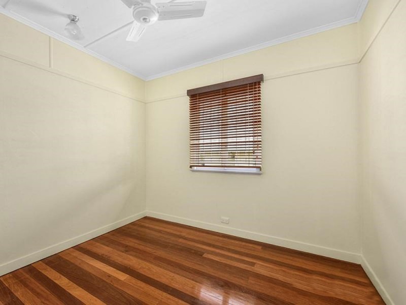 24 Barellan Street, Stafford QLD 4053