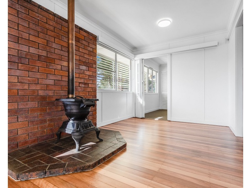 45 Kingaroy St, Stafford Heights QLD 4053