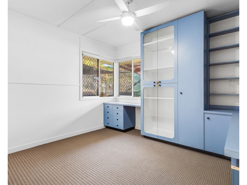 45 Kingaroy St, Stafford Heights QLD 4053