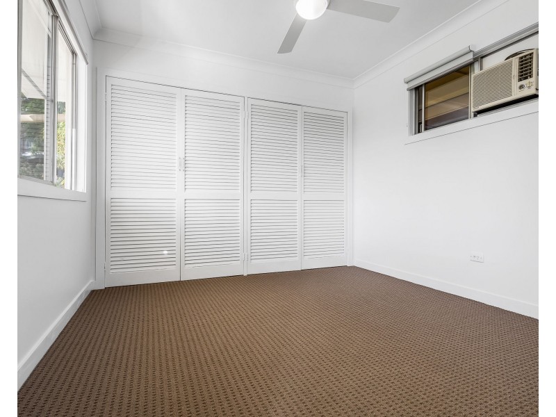 45 Kingaroy St, Stafford Heights QLD 4053