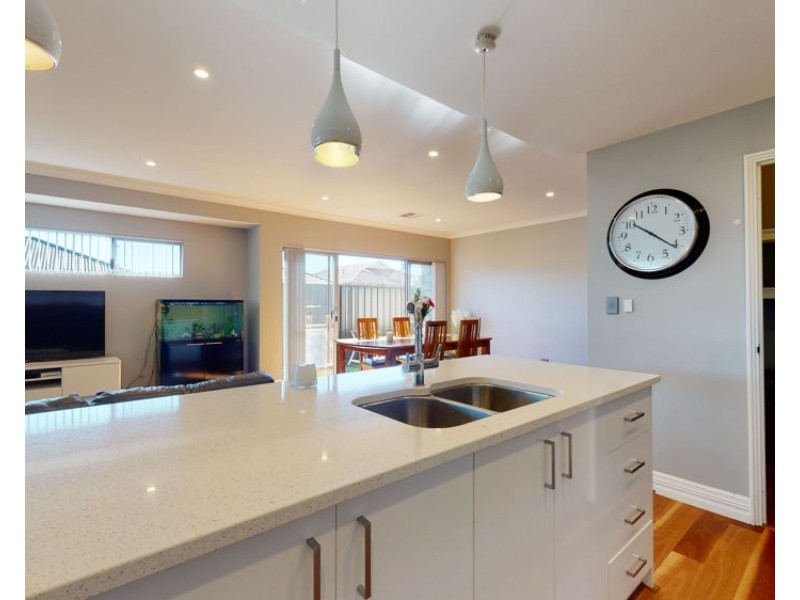 2 Basedow Chase, Banksia Grove WA 6031