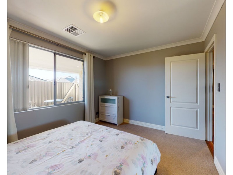 2 Basedow Chase, Banksia Grove WA 6031
