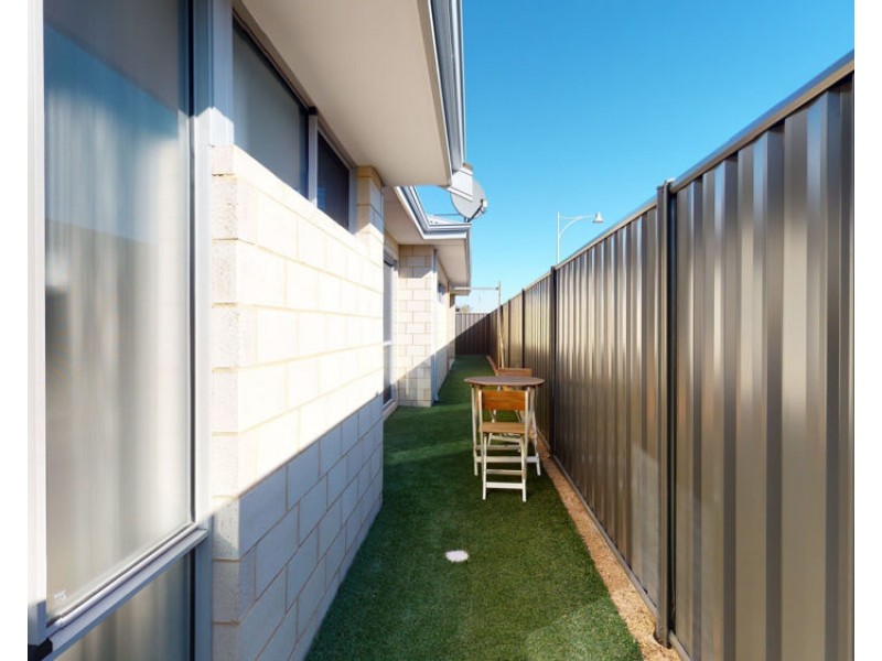 2 Basedow Chase, Banksia Grove WA 6031