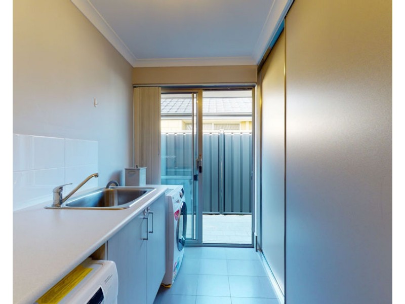 2 Basedow Chase, Banksia Grove WA 6031