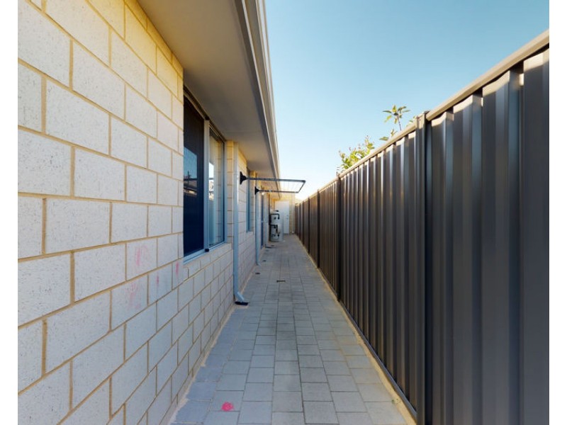2 Basedow Chase, Banksia Grove WA 6031