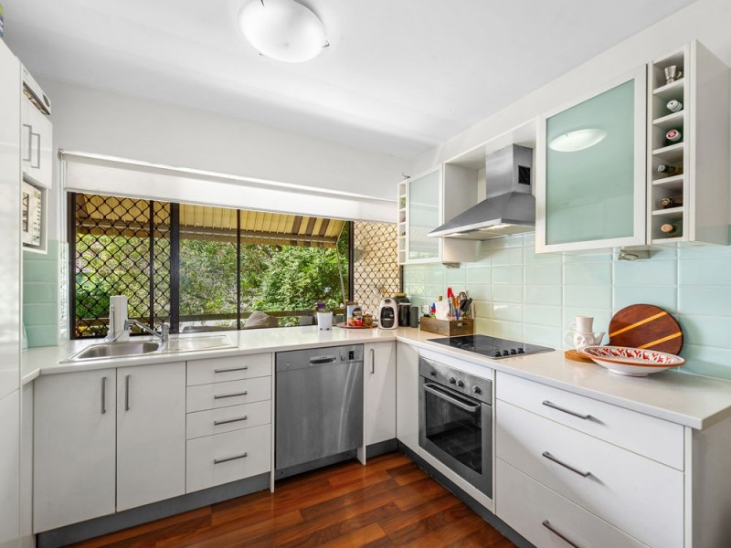 2/182 Buckland Road, Nundah QLD 4012