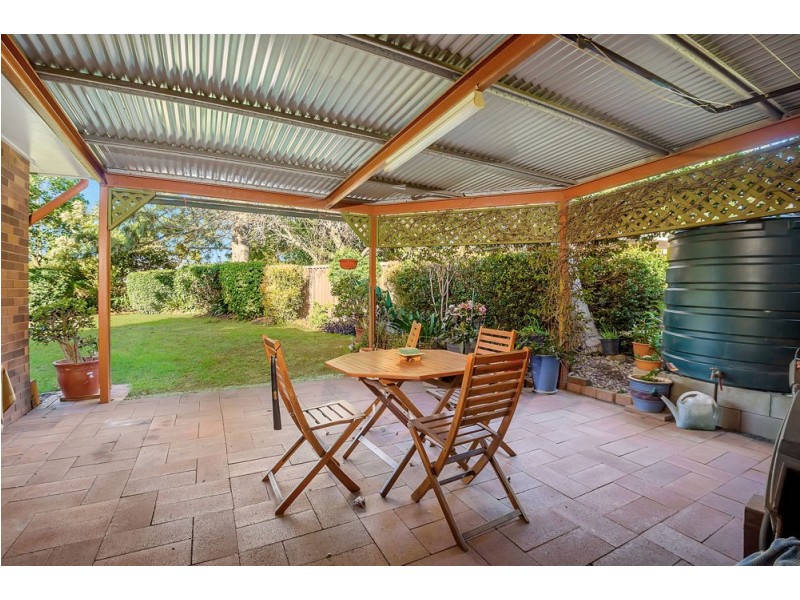34 Stuart Street, Mount Lofty QLD 4350