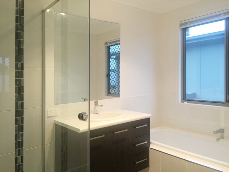 28 Harrington Boulevard, Thornlands QLD 4164