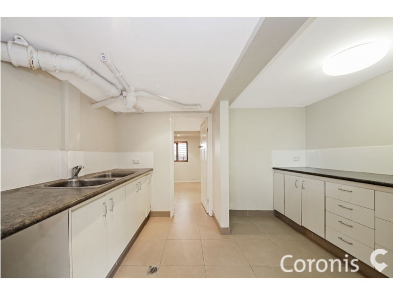 29 Livingstone Street, Yeerongpilly QLD 4105