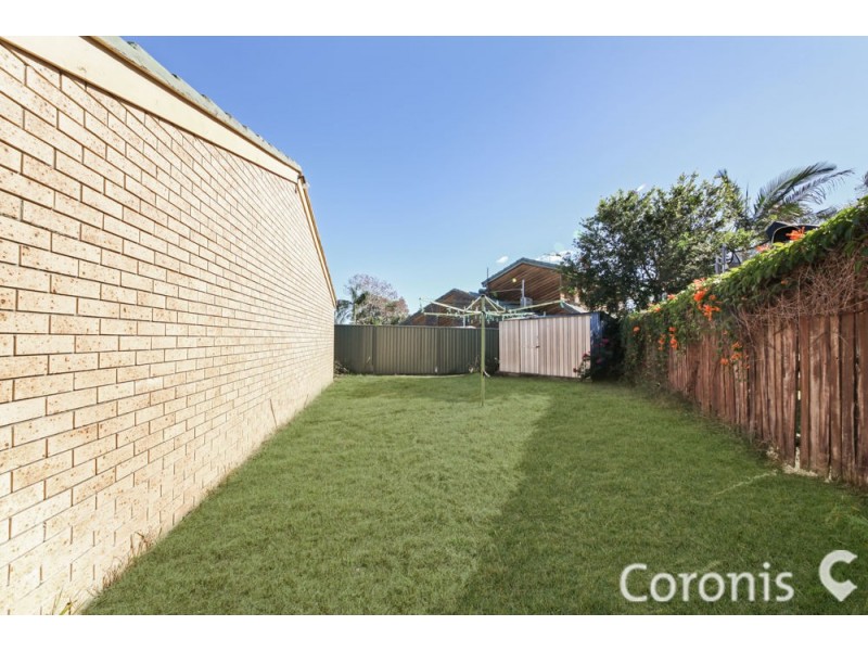 9 Kalbarri Street, Riverhills QLD 4074